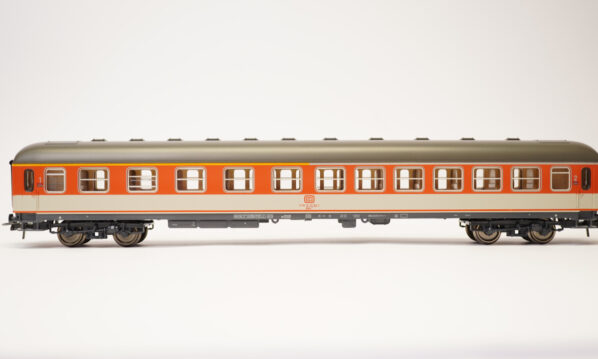 Roco 45002 HO DB Personenwagen D-Zug 1./2. Kl