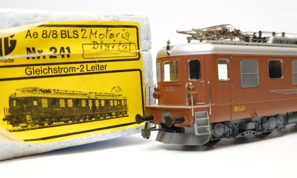 HAG 241 H0 BLS E-Lok Ae 8/8 273 digital 2-motorig "Muni"