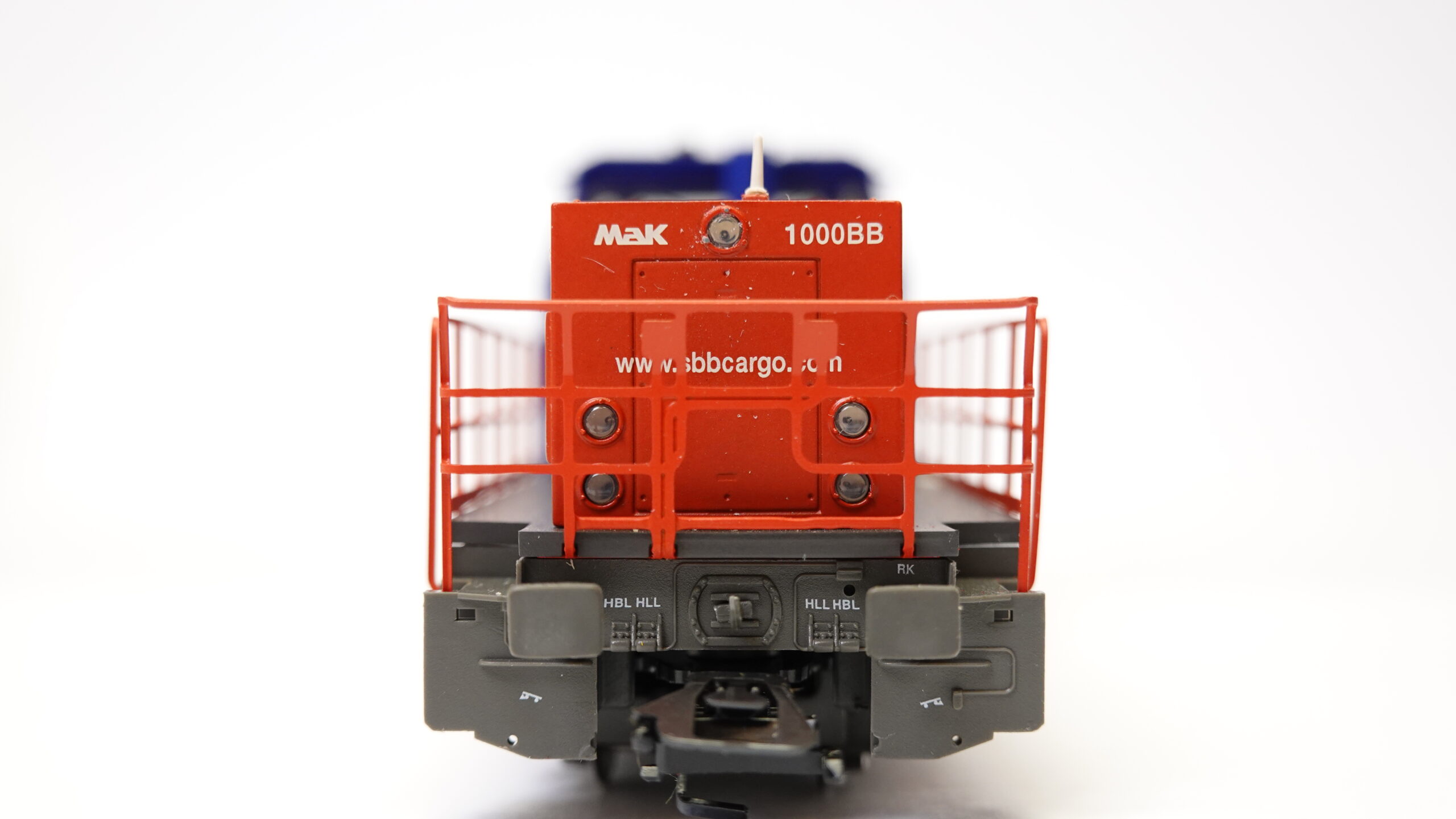 Trix 22763 Spur H0 SBB Diesellok Am 842 4 Trix 22763 Spur H0 SBB Diesellok Am 842 – Bild 4