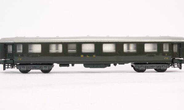 Trix Express 3399 H0 BLS Personenwagen 1. Kl