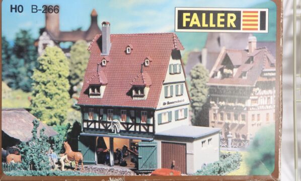 Faller B-266 HO kleines Steinhaus