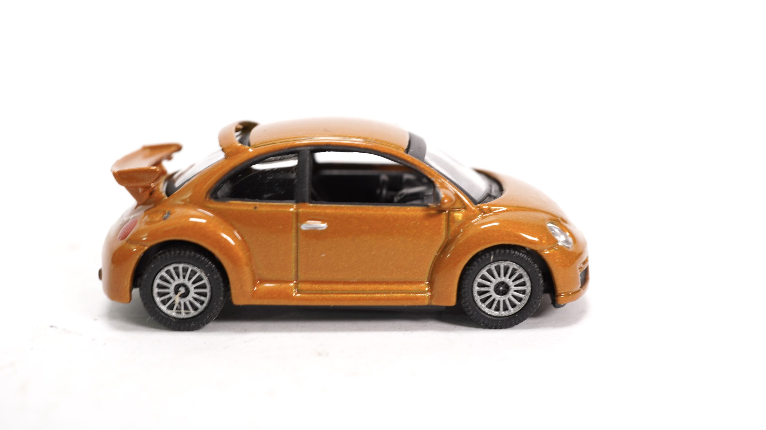 Schuco H0 new beetle orange 1 Schuco H0 new beetle orange