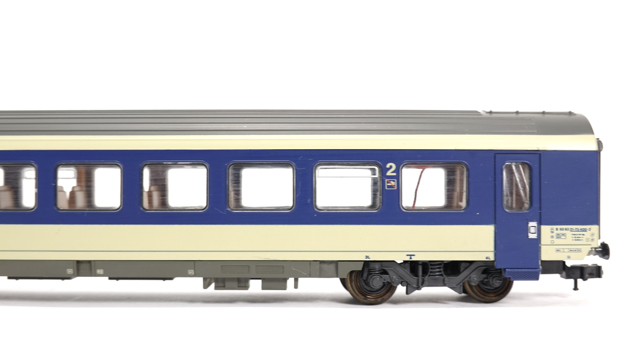 Roco 44475 H0 BLS Personenwagen 2. Kl | 1127 4 Roco 44475 H0 BLS Personenwagen 2. Kl | 1127 – Bild 4