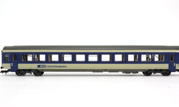 Roco 44475 H0 BLS Personenwagen 2. Kl | 1133