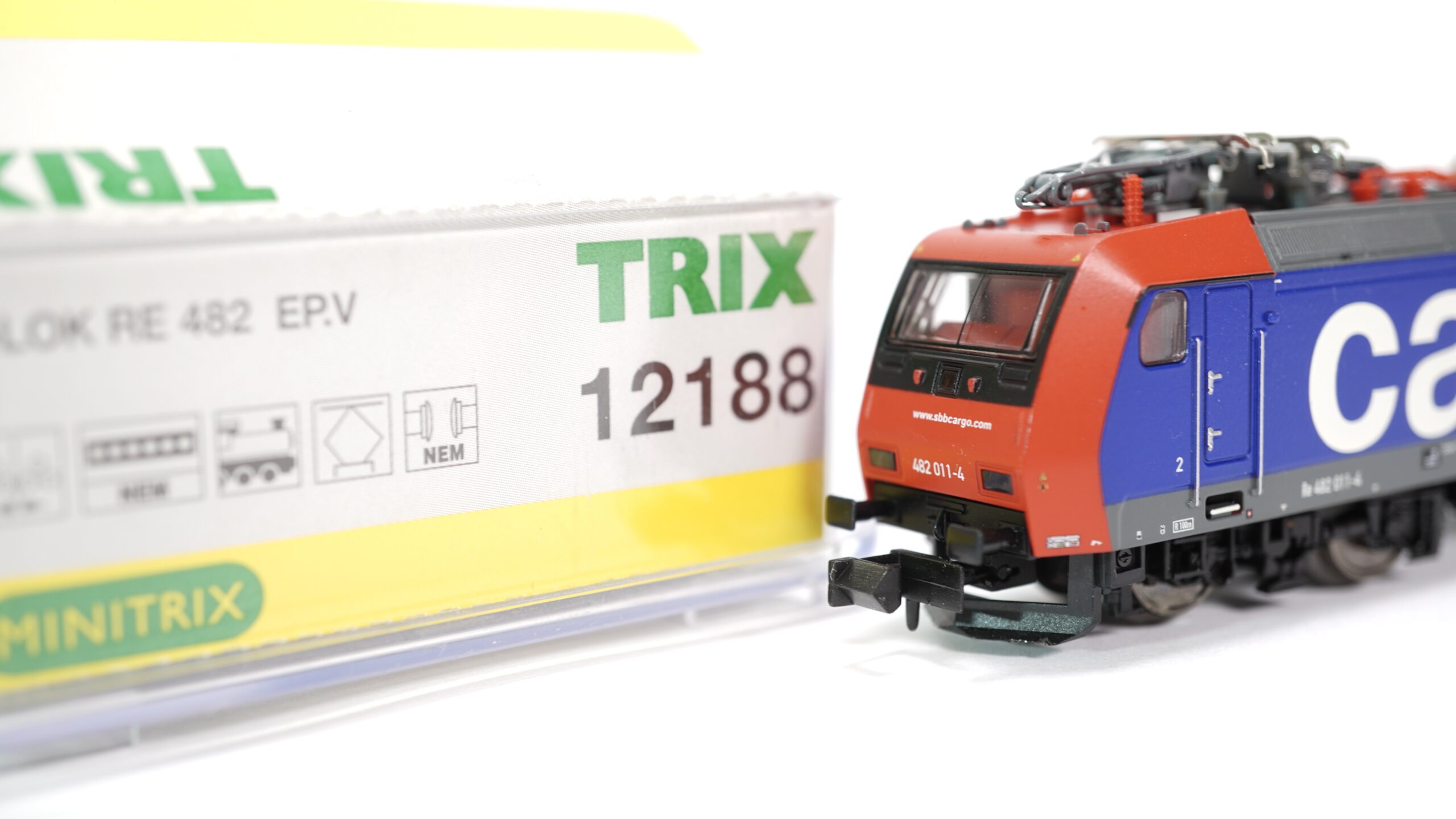 Trix 12188 N SBB Re 482 Cargo 7 Trix 12188 N SBB Re 482 Cargo – Bild 7