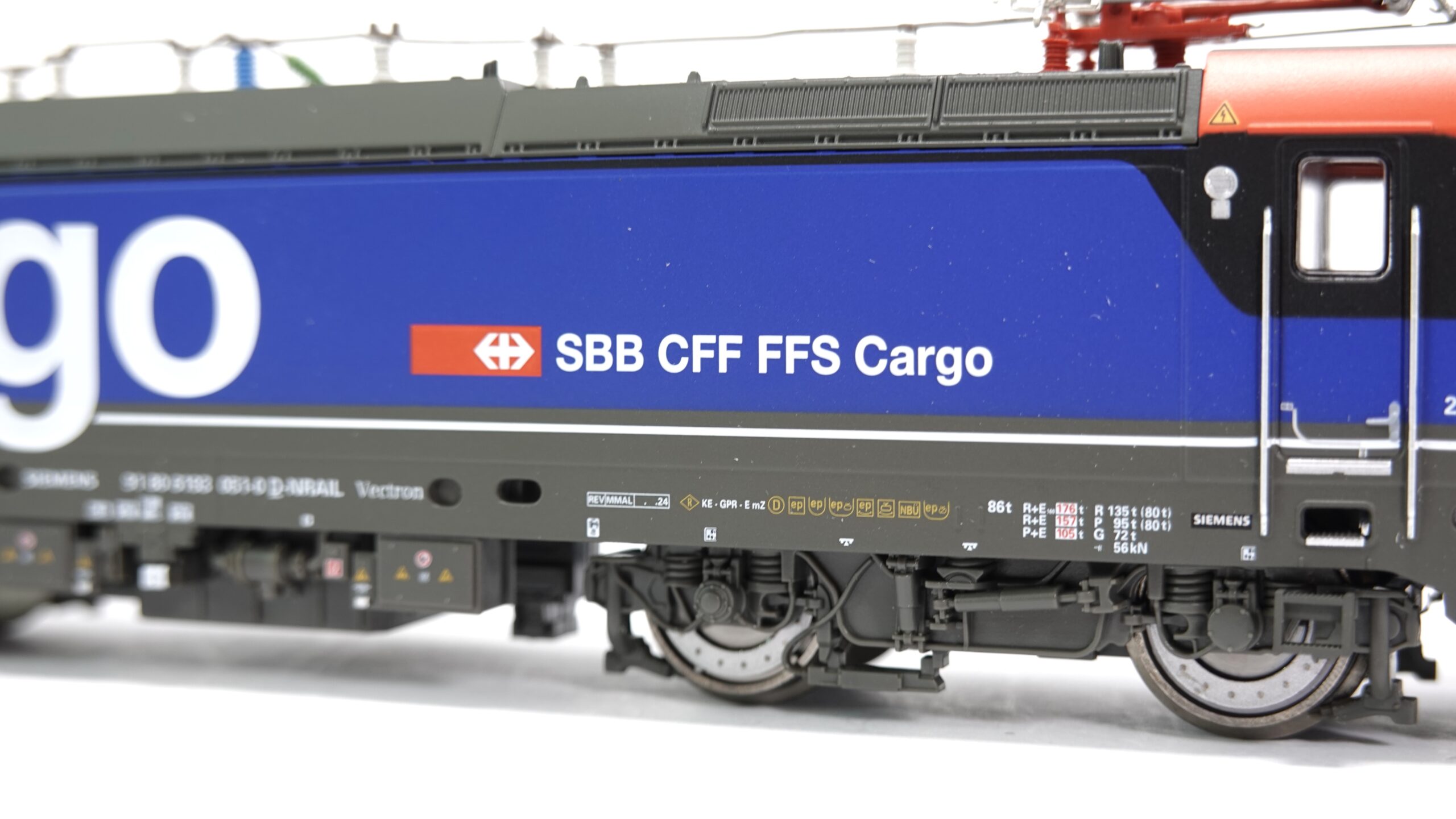 Piko 21692 H0 SBB Vectron Cargo | 1328 3 Piko 21692 H0 SBB Vectron Cargo | 1328 – Bild 3