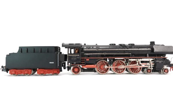 Märklin 3048 H0 DB Dampflok BR 01 | 1403