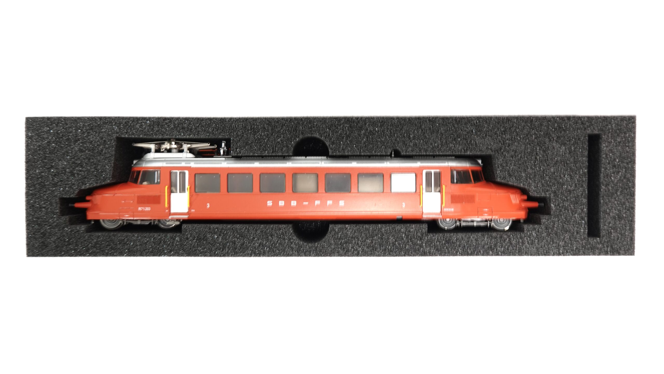 Märklin 8325 H0 SBB RCe 2/4 Roter Pfeil 10 Märklin 8325 H0 SBB RCe 2/4 Roter Pfeil – Bild 10