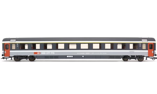 Roco 44771 HO SBB Personenwagen EC 1. Kl | 2261