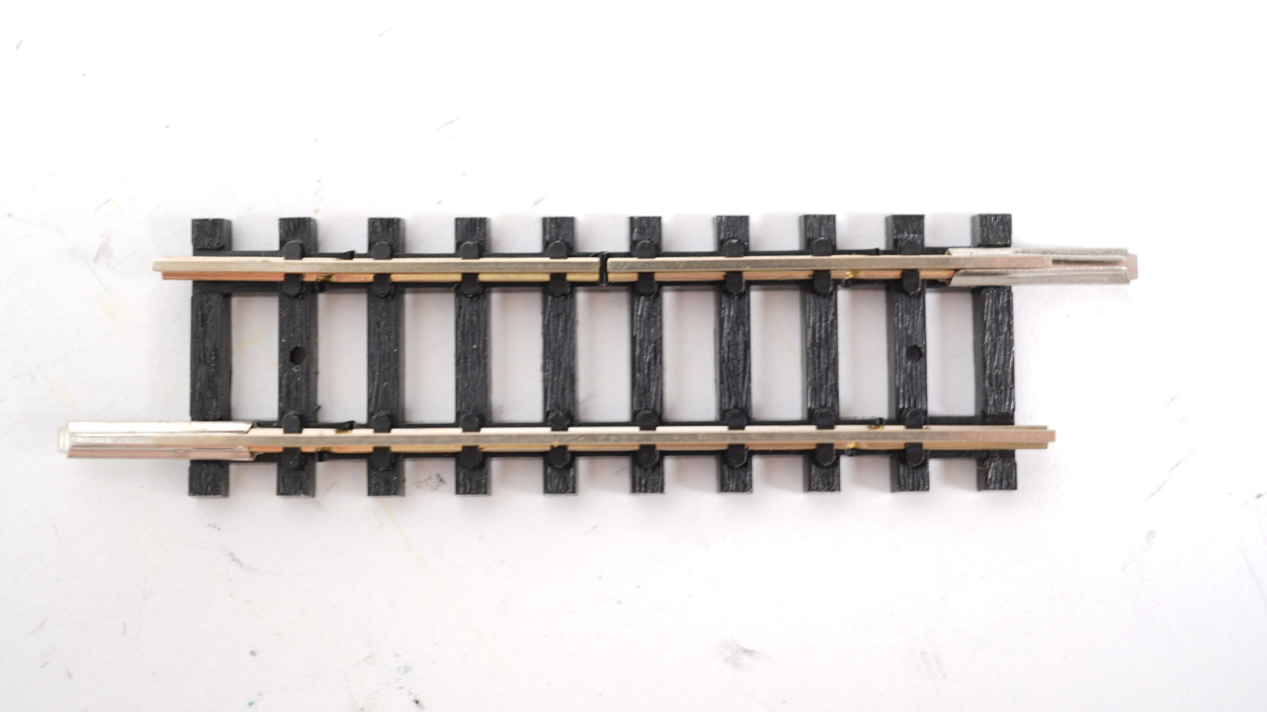 Minitrix 14982 N Trenngleis gerade Länge 50,0 mm 1 Minitrix 14982 N Trenngleis gerade Länge 50,0 mm