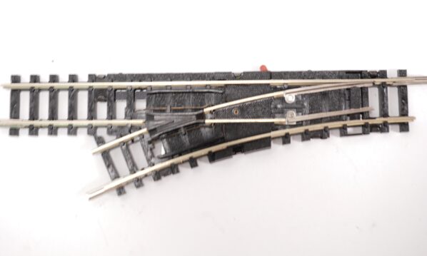 Minitrix 14961 N Links-Weiche Länge 104,2 mm