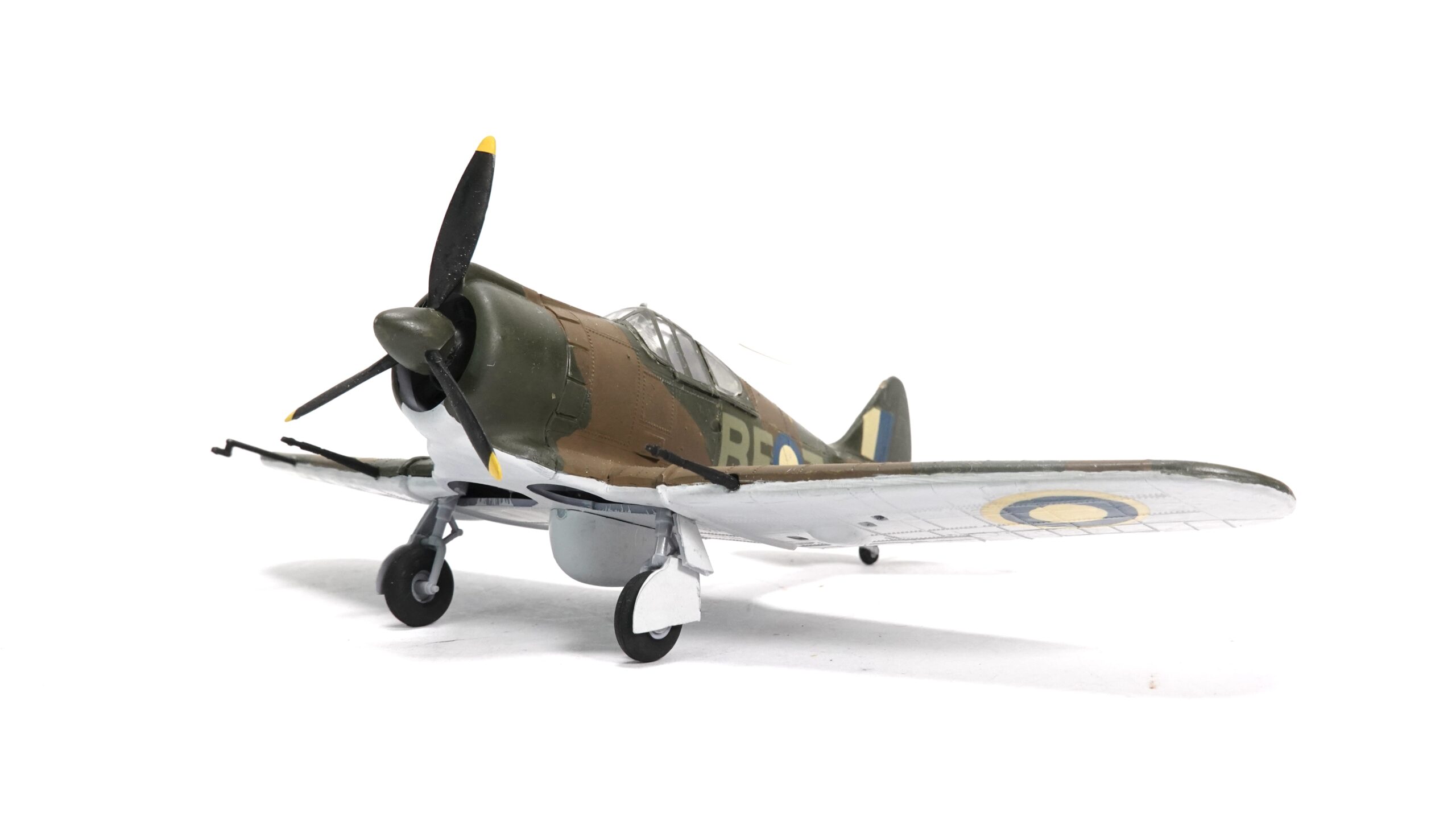 Curtiss P-40 Kittyhawk (P-40E) | 1730 8 Curtiss P-40 Kittyhawk (P-40E) | 1730 – Bild 8