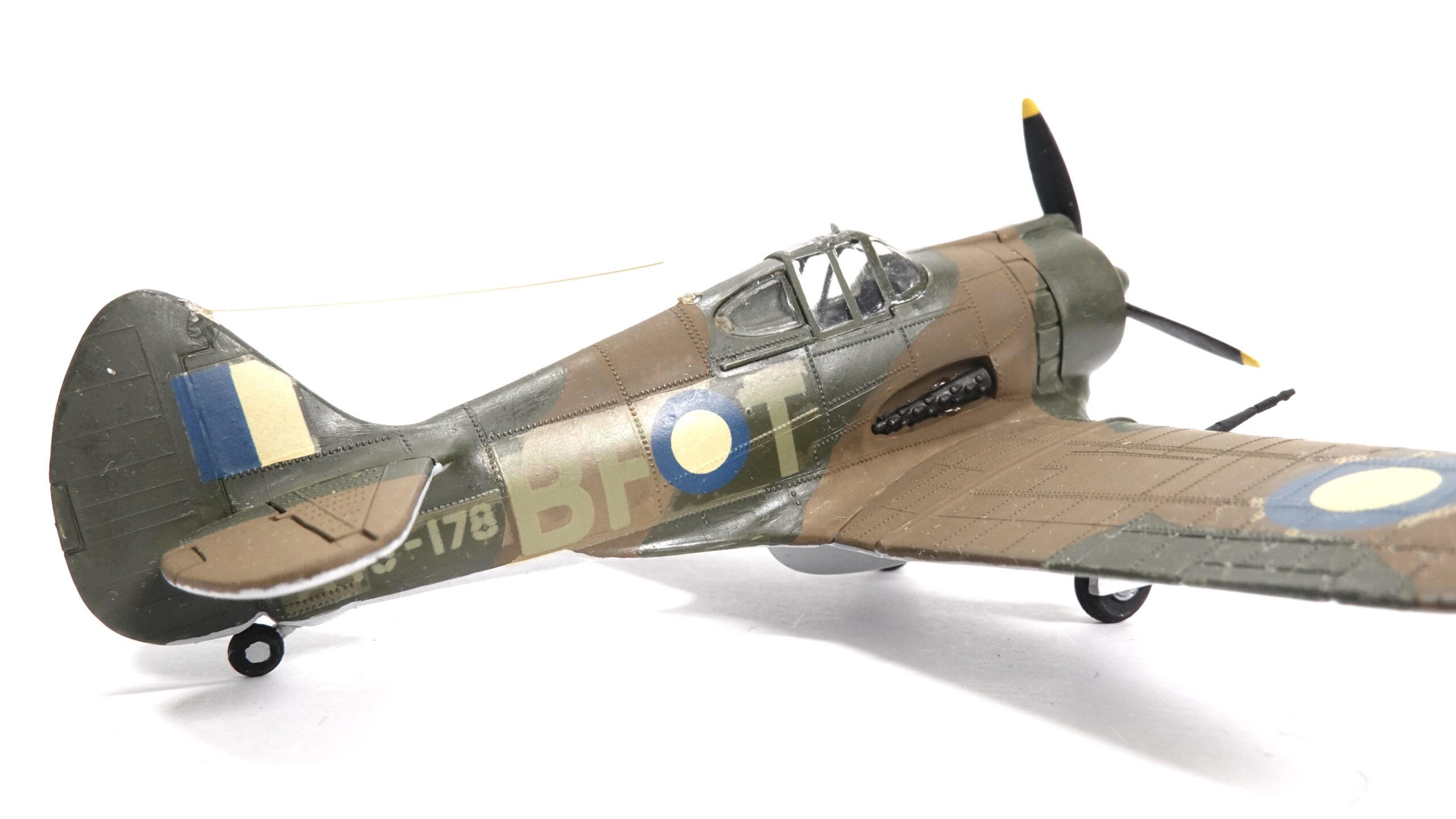 Curtiss P-40 Kittyhawk (P-40E) | 1730 7 Curtiss P-40 Kittyhawk (P-40E) | 1730 – Bild 7