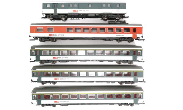 Roco Set fünf Wagen im EW IV Design H0 | 1783