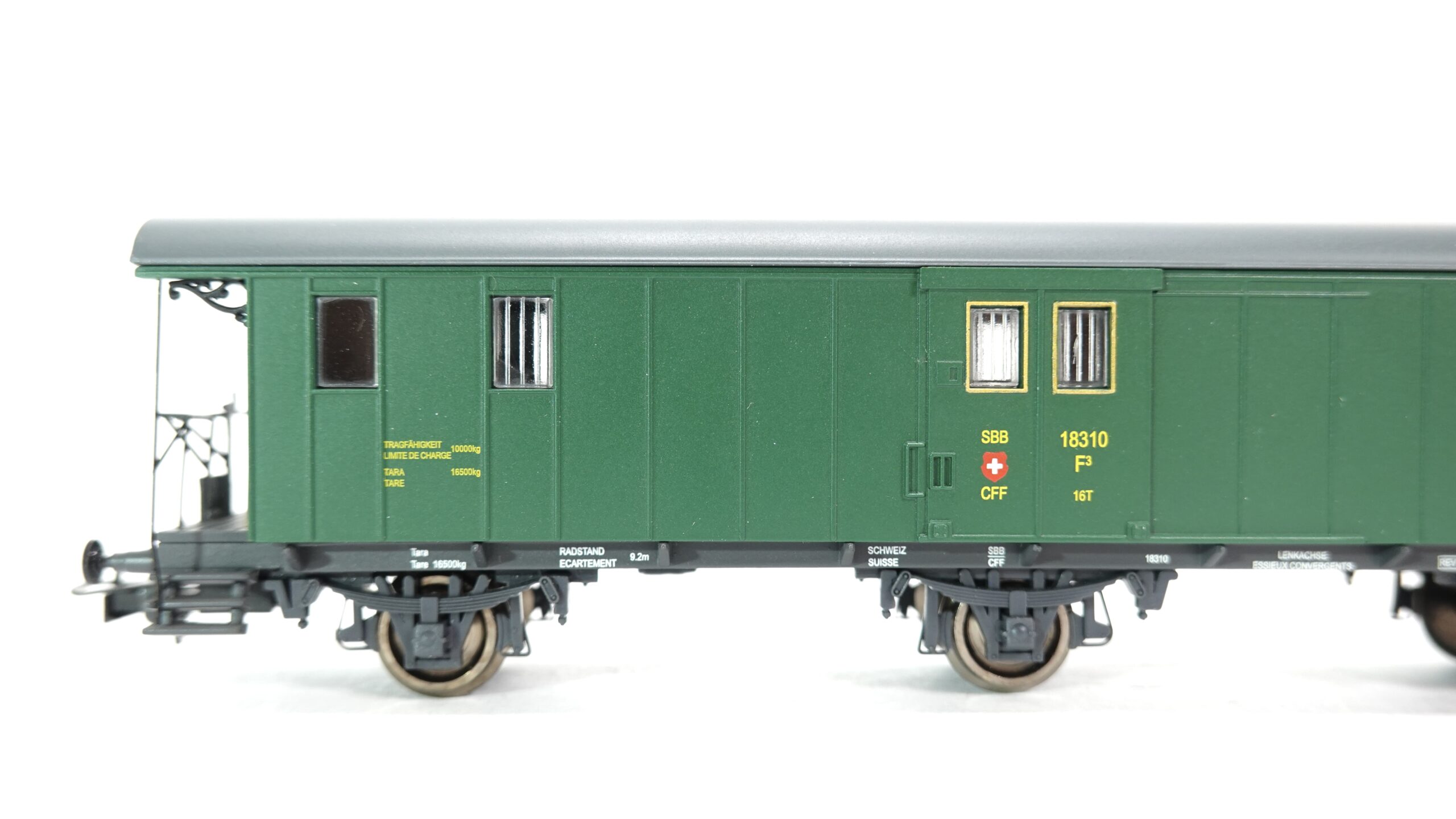 Liliput 334495 H0 SBB Gepäckwagen Typ F 3-achsig | 1870 3 Liliput 334495 H0 SBB Gepäckwagen Typ F 3-achsig | 1870 – Bild 3