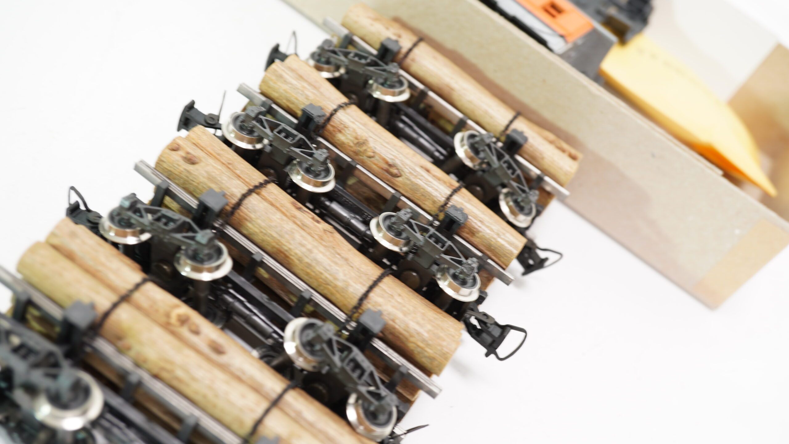 Diverse Set fünf Güterwagen Bastelware USA | A0072 7 Diverse Set fünf Güterwagen Bastelware USA | A0072 – Bild 7