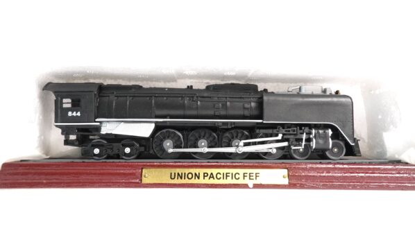 Atlas 6115830 UP Dampflok FFF Standmodell | A0009