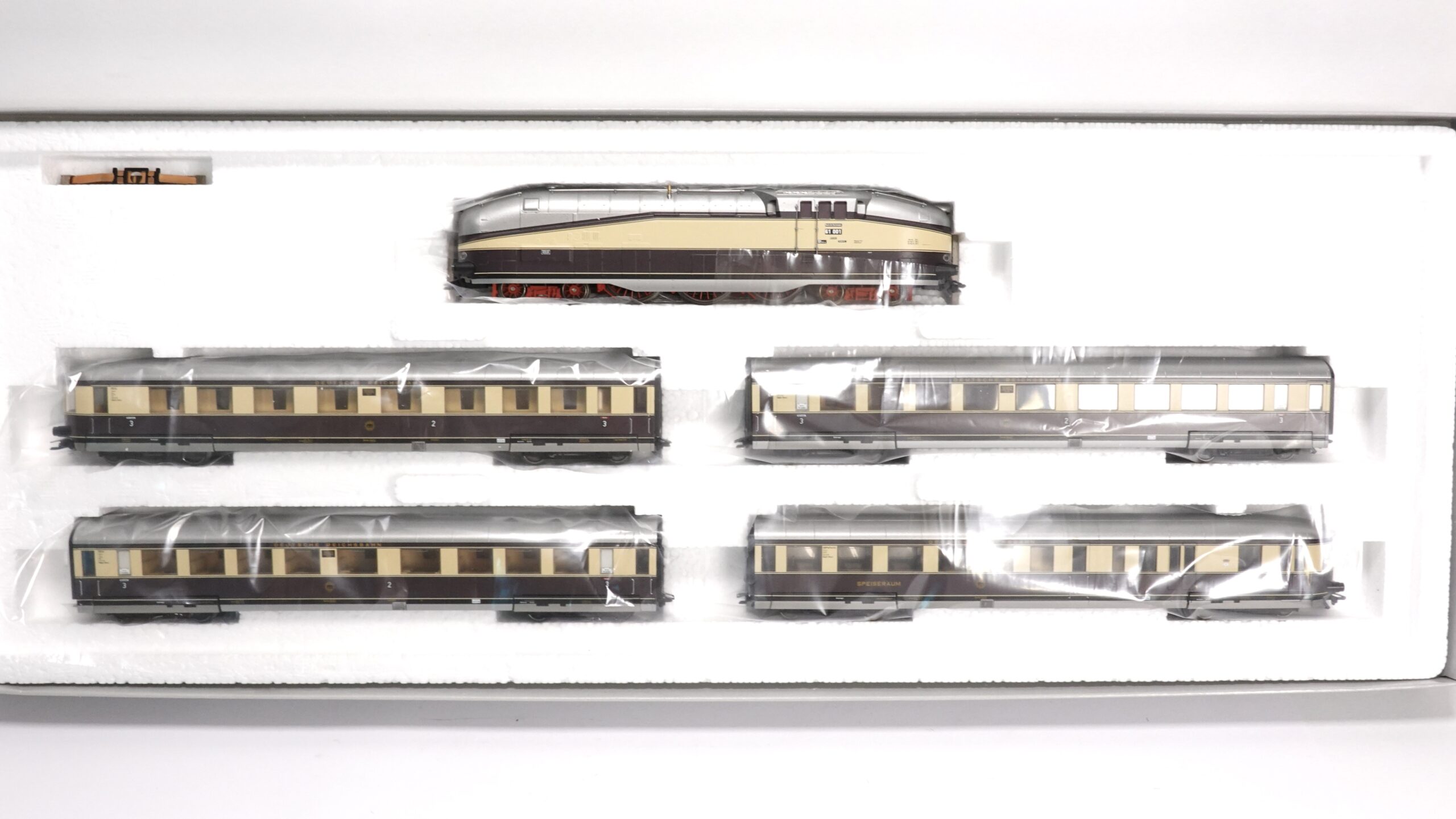 Märklin 26610 H0 DRG Henschel Wegmann Zug | A0017 33 Märklin 26610 H0 DRG Henschel Wegmann Zug | A0017 – Bild 33