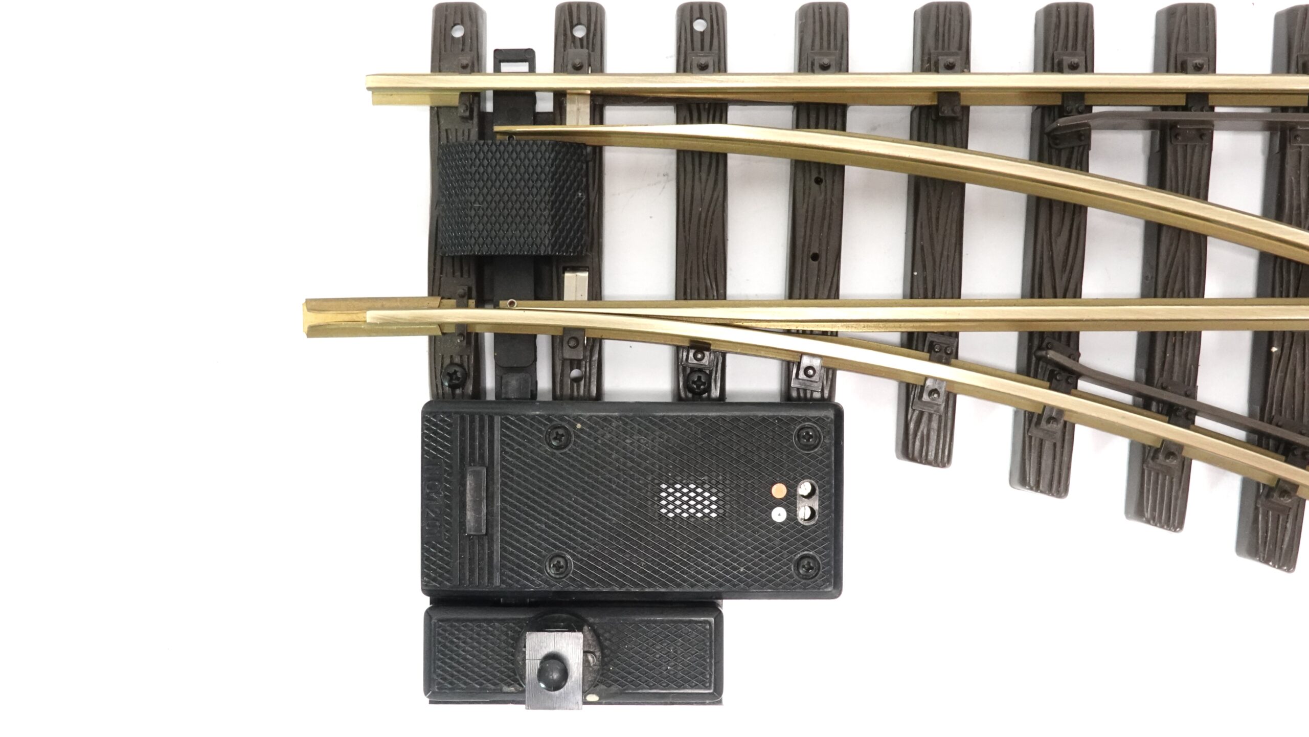 LGB 12050 elektrische Weiche rechts mit Laterne 1 LGB 12050 elektrische Weiche rechts mit Laterne