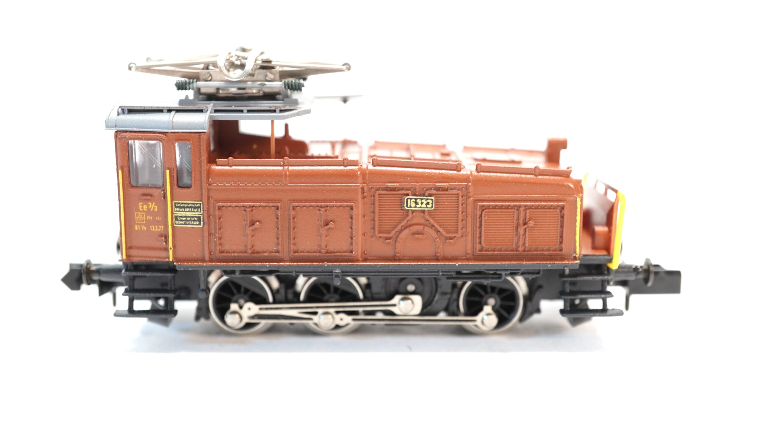 Arnold 2421 N SBB Ee 3/3 Rangierlok 16323