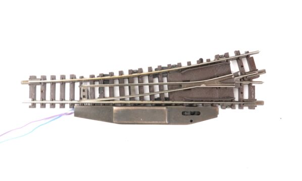 Arnold 1745 N elektrische Weiche links