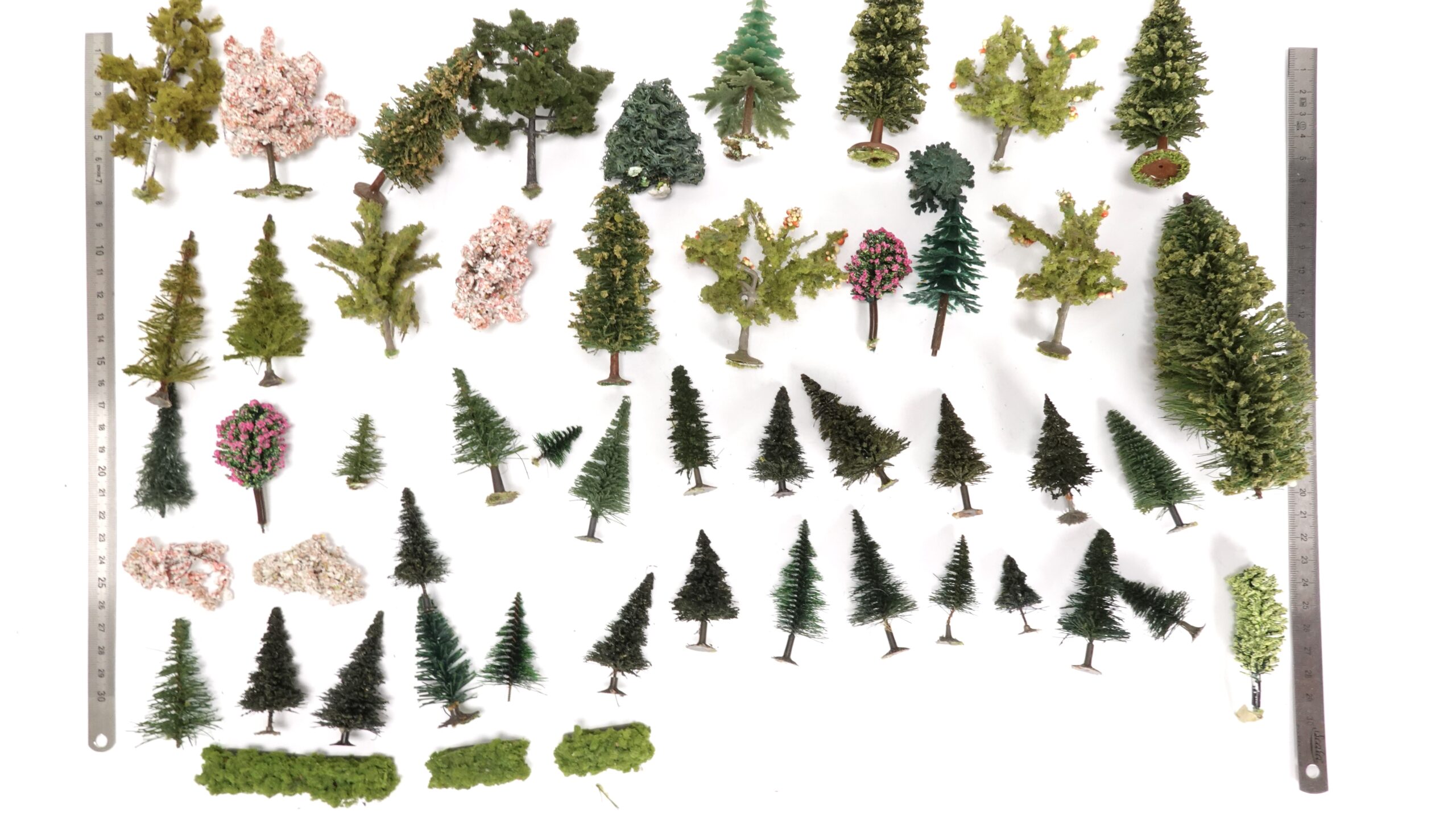 Baumset H0 ±40x Laub und Tannenbäume | 1999 9 Baumset H0 ±40x Laub und Tannenbäume | 1999 – Bild 9