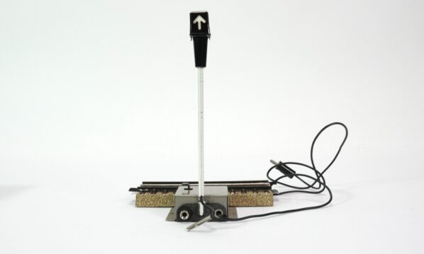 Märklin 3600 EK H0 Entkupplungs- M-Gleis | 2083