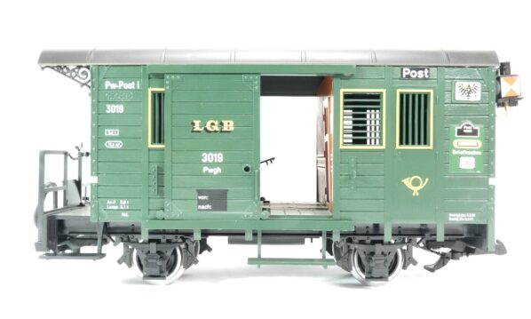 LGB 3019 G K.P.E.V. Bahnpost Gepäckwagen mit Licht | 0199