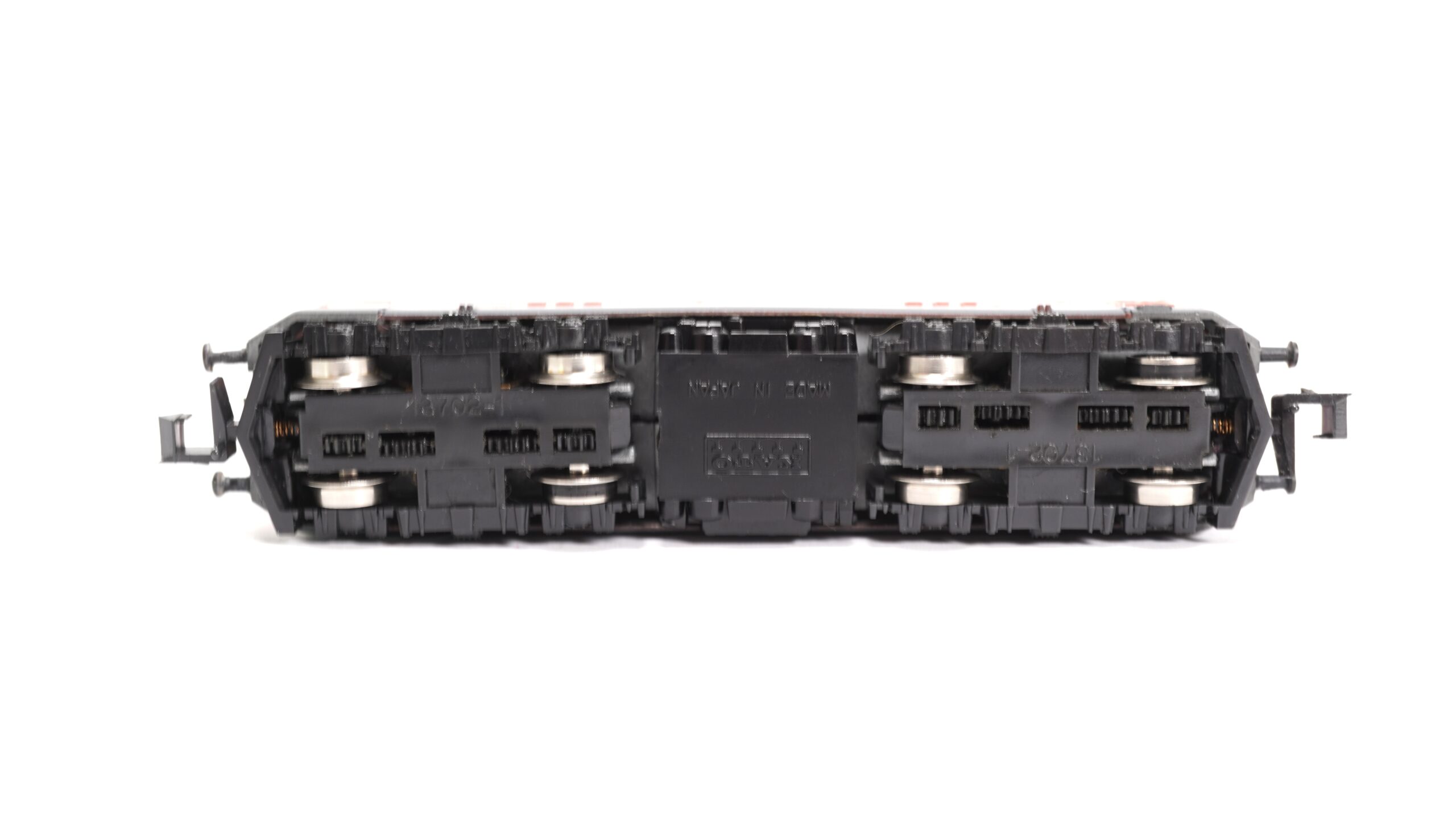 Hobbytrain 11020 N SBB E-Lok Re 4/4 I rot Pendel | A0228 6 Hobbytrain 11020 N SBB E-Lok Re 4/4 I rot Pendel | A0228 – Bild 6