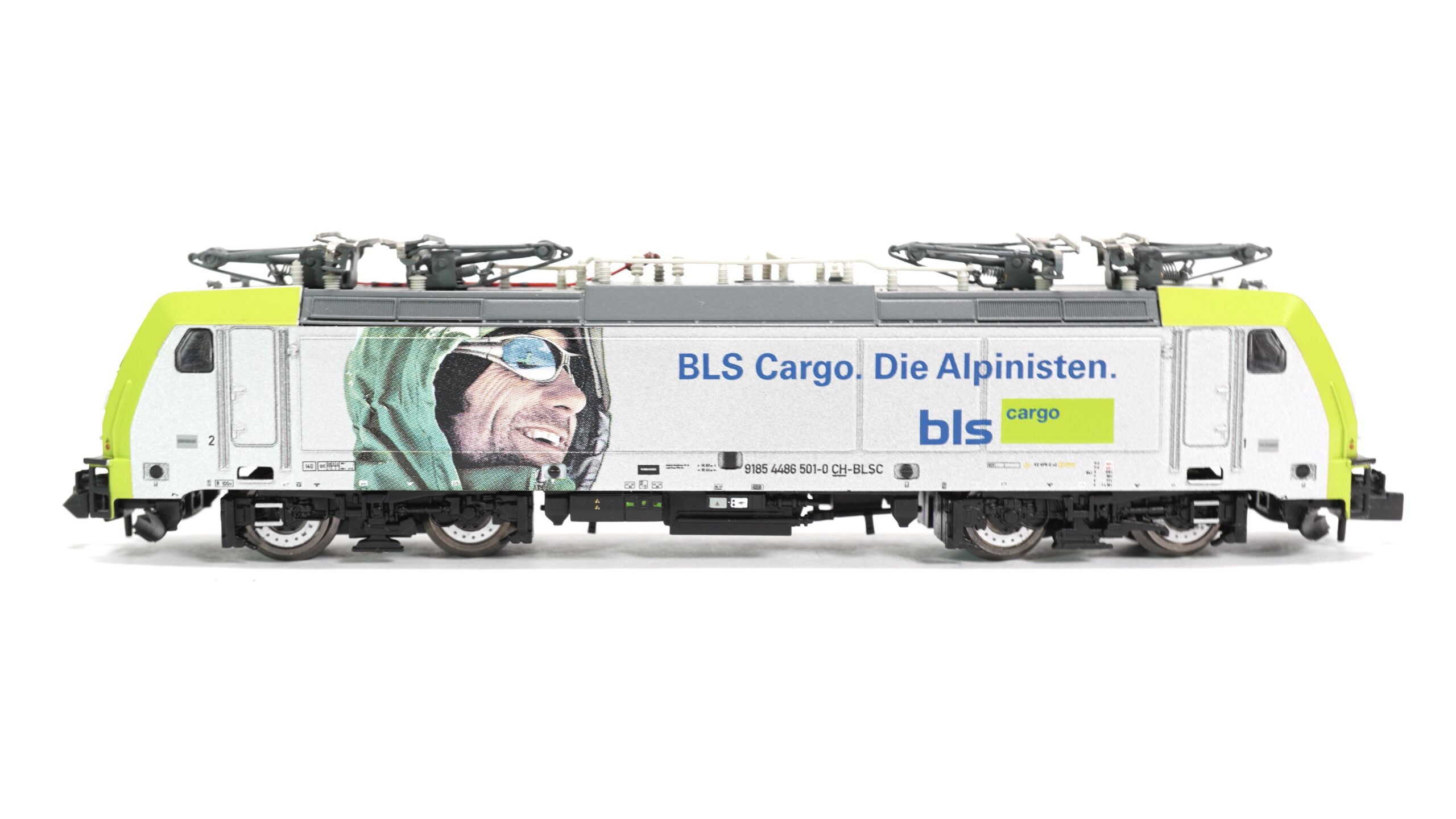 Arnold HN 2116 N BLS Cargo E-Lok Re 486 | A0232 1 Arnold HN 2116 N BLS Cargo E-Lok Re 486 | A0232