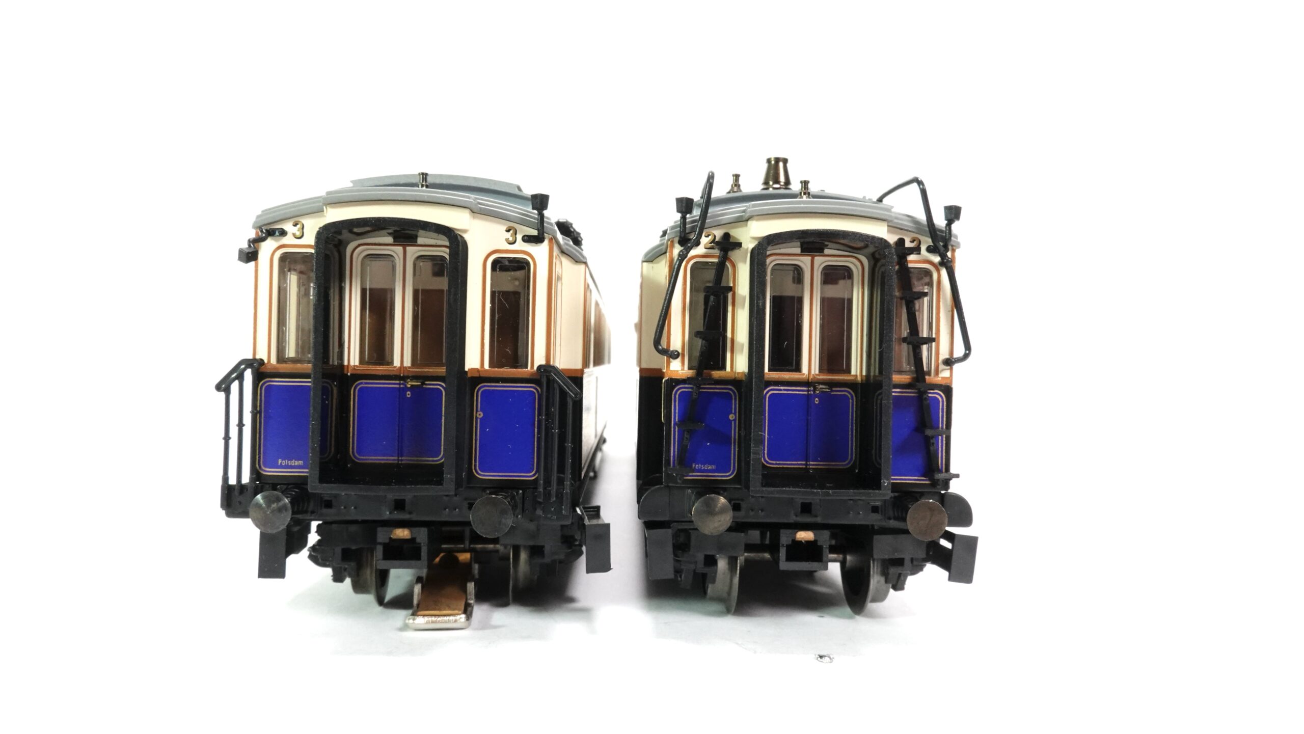 Märklin 2881 H0 K.P.E.V. Salonwagen der Kaiserin, Gefolgewagen | 0236 3 Märklin 2881 H0 K.P.E.V. Salonwagen der Kaiserin, Gefolgewagen | 0236 – Bild 3