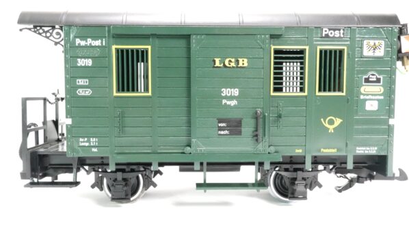LGB 3019 G Gepäck- Postwagen grün | 0250