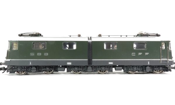 HAG 200 H0 SBB Re 6/6 zweiteilig grün digital | A0265