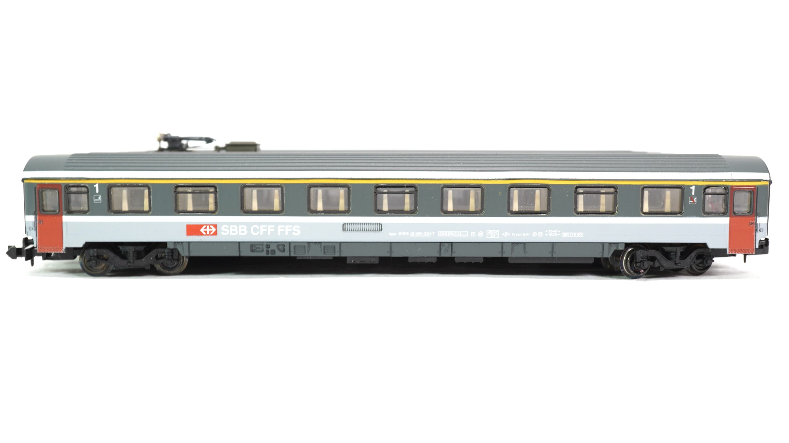 Diverse N SBB Schnellzug mit sechs Personenwagen | 2191 4 Diverse N SBB Schnellzug mit sechs Personenwagen | 2191 – Bild 4