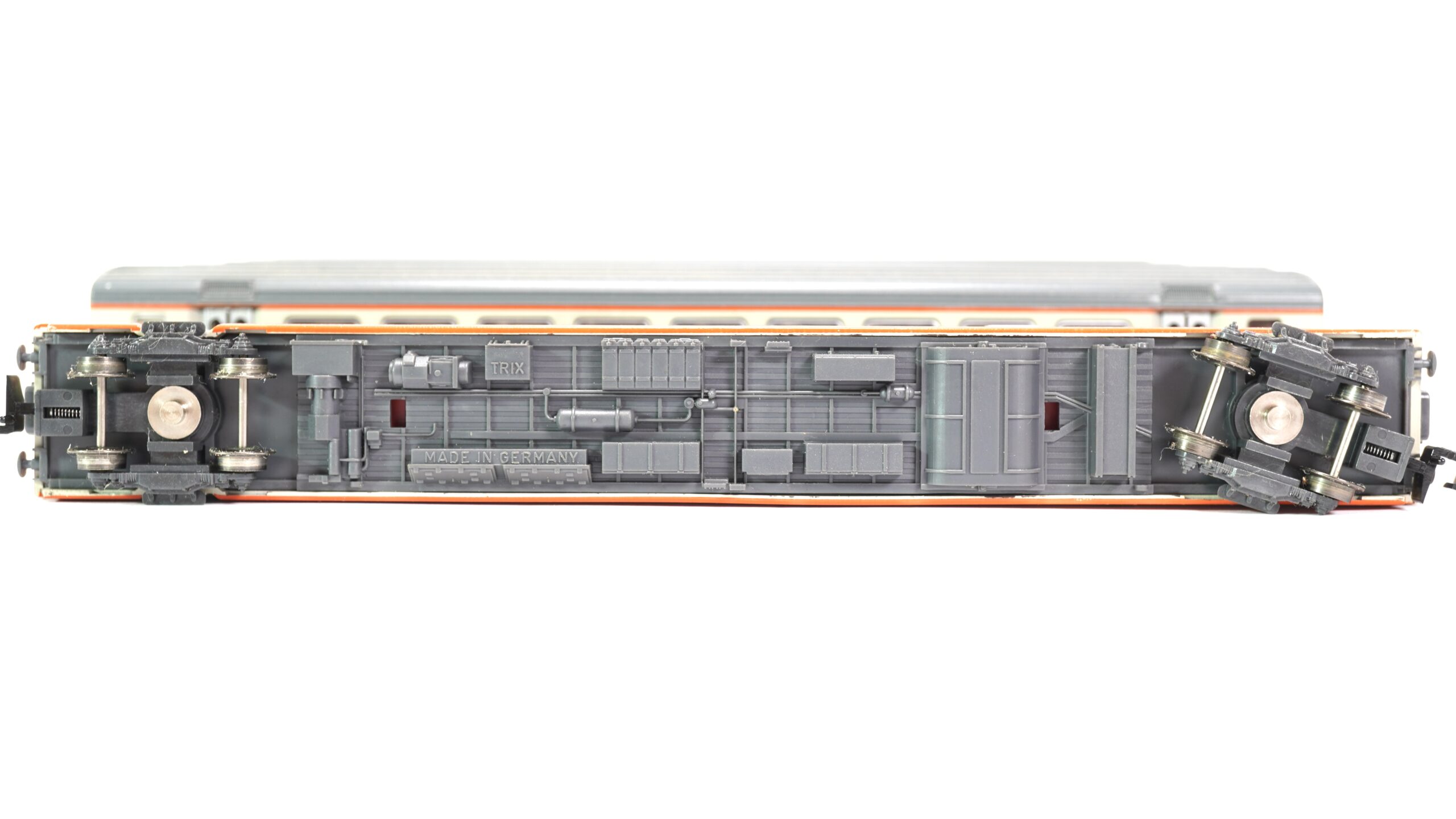 Minitrix N SBB Set Swiss Express mit 7 Wagen | A0302 15 Minitrix N SBB Set Swiss Express mit 7 Wagen | A0302 – Bild 15