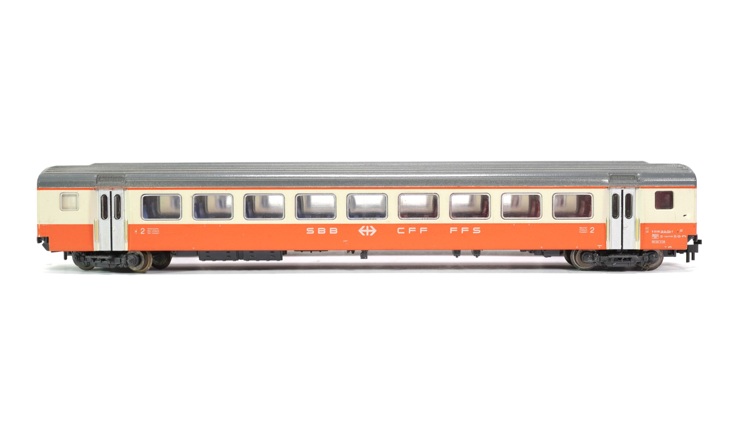 Minitrix N SBB Set Swiss Express mit 7 Wagen | A0302 6 Minitrix N SBB Set Swiss Express mit 7 Wagen | A0302 – Bild 6