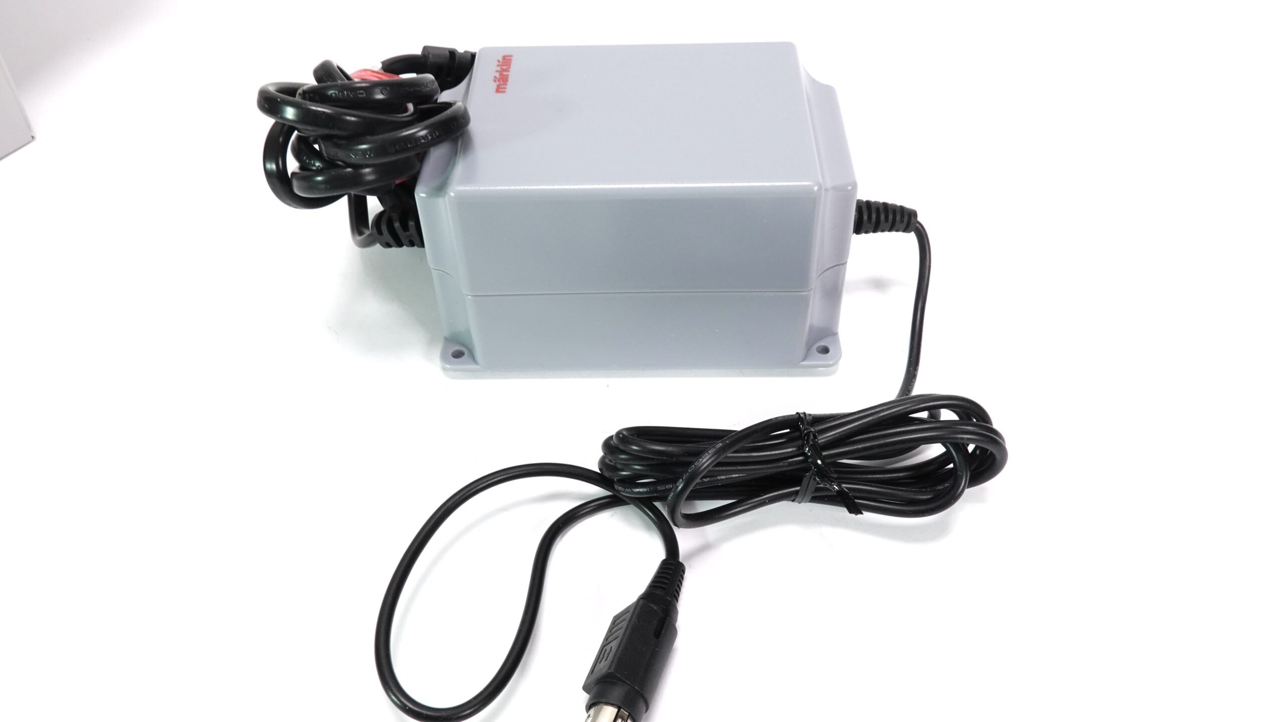 Märklin 60061 Schaltnetzteil 60W 230 Volt | 2221 1 Märklin 60061 Schaltnetzteil 60W 230 Volt | 2221