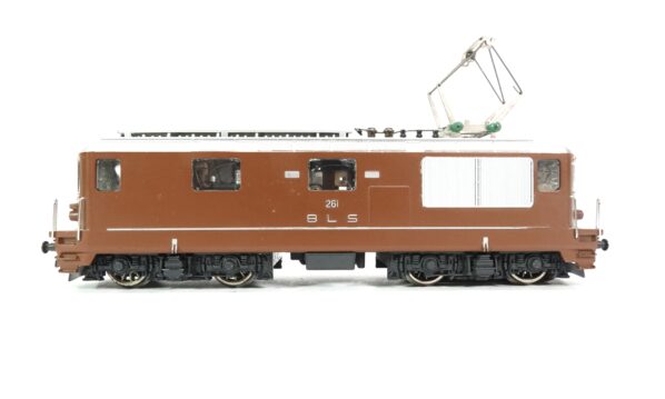 HAG 180 H0 BLS Re 4/4 braun 261 Spielware | 2236