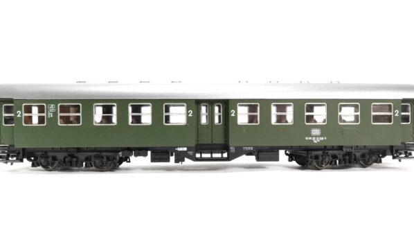 Roco 4250S H0 DB Mitteleinstiegswagen 2. Kl | A0344