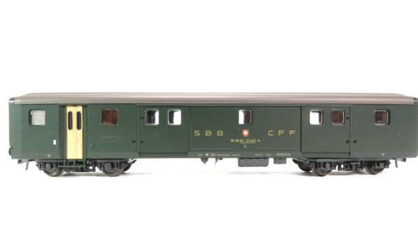 Roco 4240 H0 SBB Gepäckwagen D grün | A0357