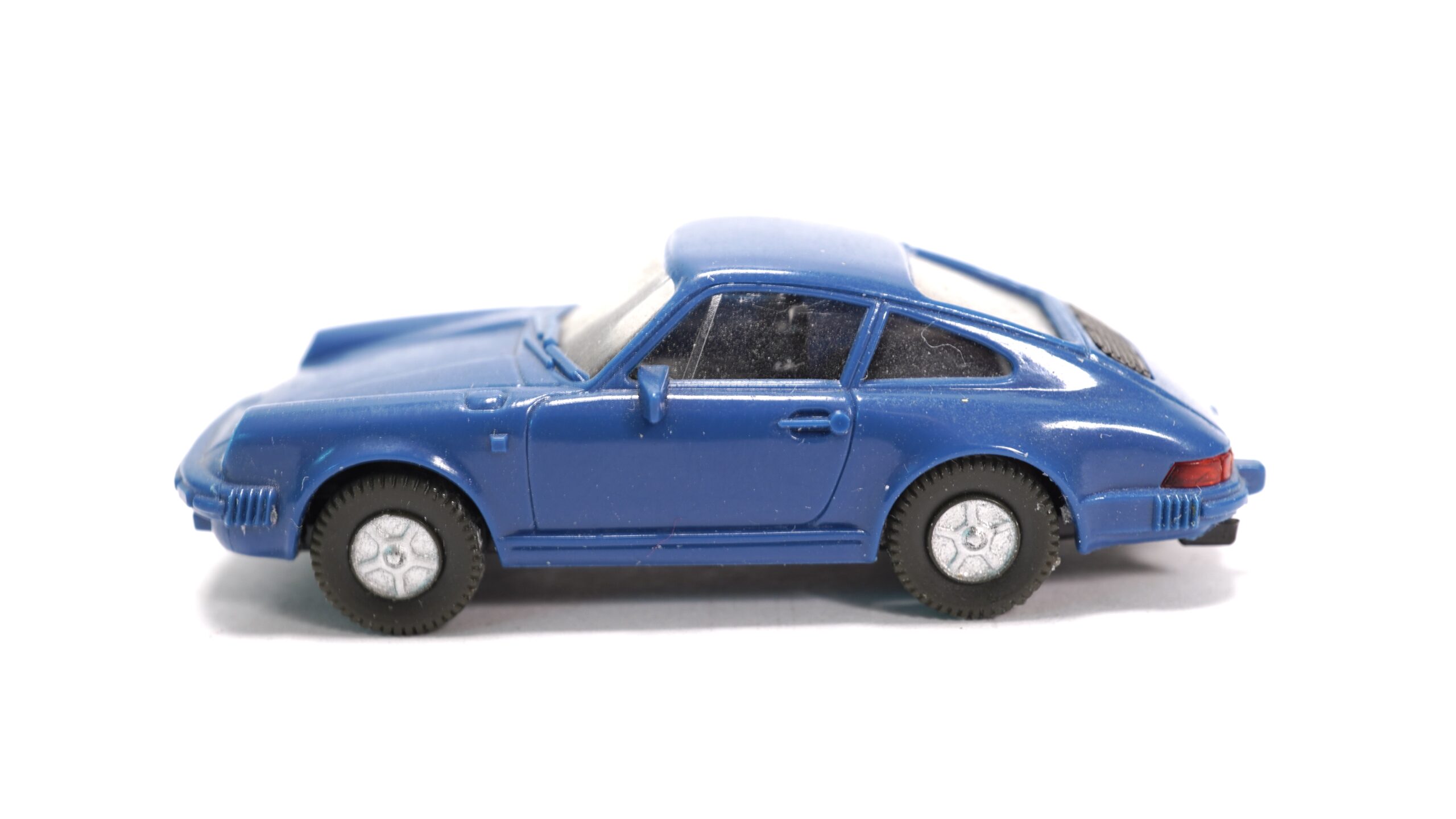 Wiking 1611A H0 Porsche 911 C capriblau | A0532