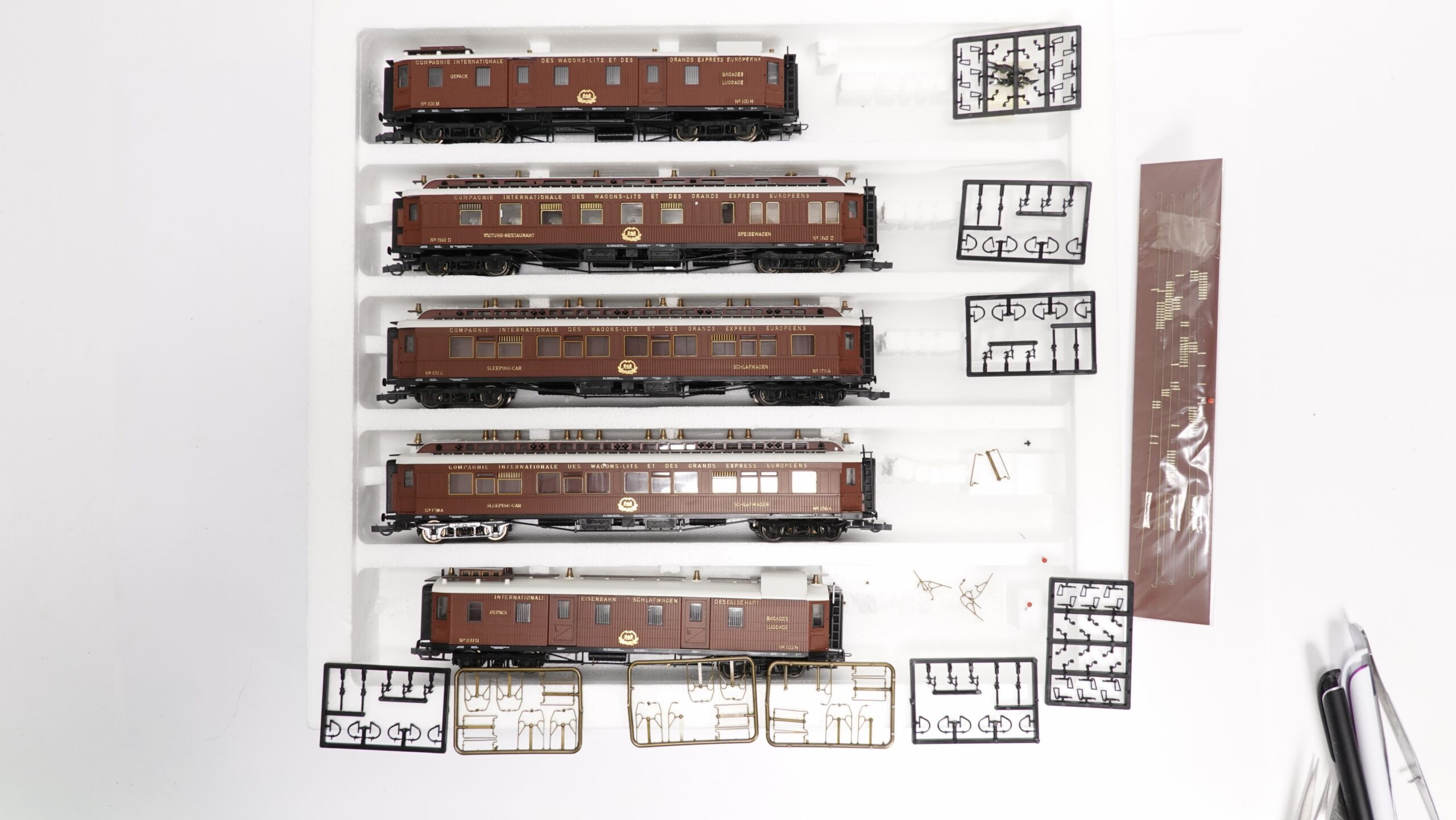 Liliput 860 H0 CIWL Orient Express 5-teilig | A0516 1 Liliput 860 H0 CIWL Orient Express 5-teilig | A0516