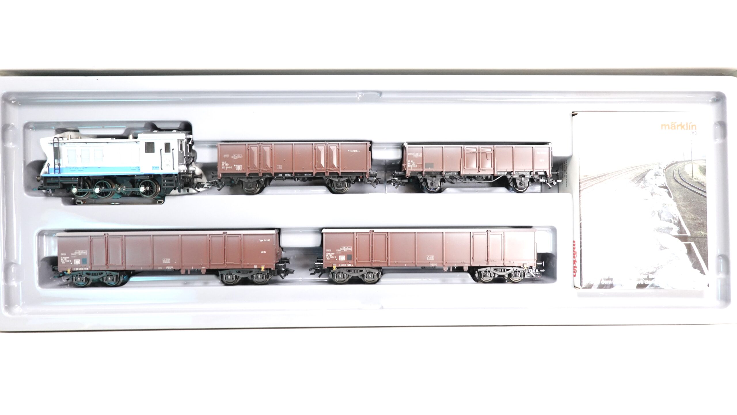 Märklin 2848 H0 Güterzug-Set mit Diesellok + 4 Wagen | A0525 1 Märklin 2848 H0 Güterzug-Set mit Diesellok + 4 Wagen | A0525