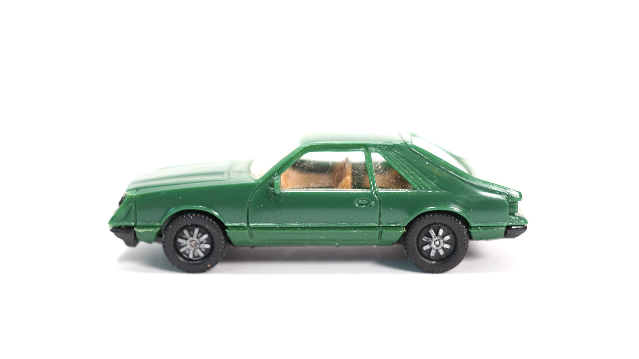 Herpa 2028 H0 Ford Mustang III (Fox-Body) Dunkelgrün | A0597 1 Herpa 2028 H0 Ford Mustang III (Fox-Body) Dunkelgrün | A0597