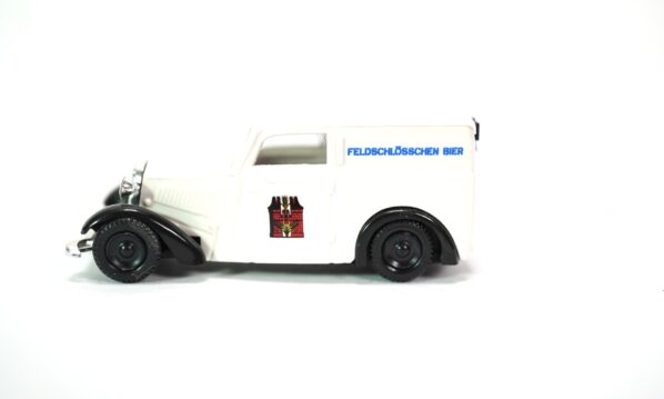 Brekina 1327 H0 DKW F7 Kastenwagen Feldschlösschen | A0615