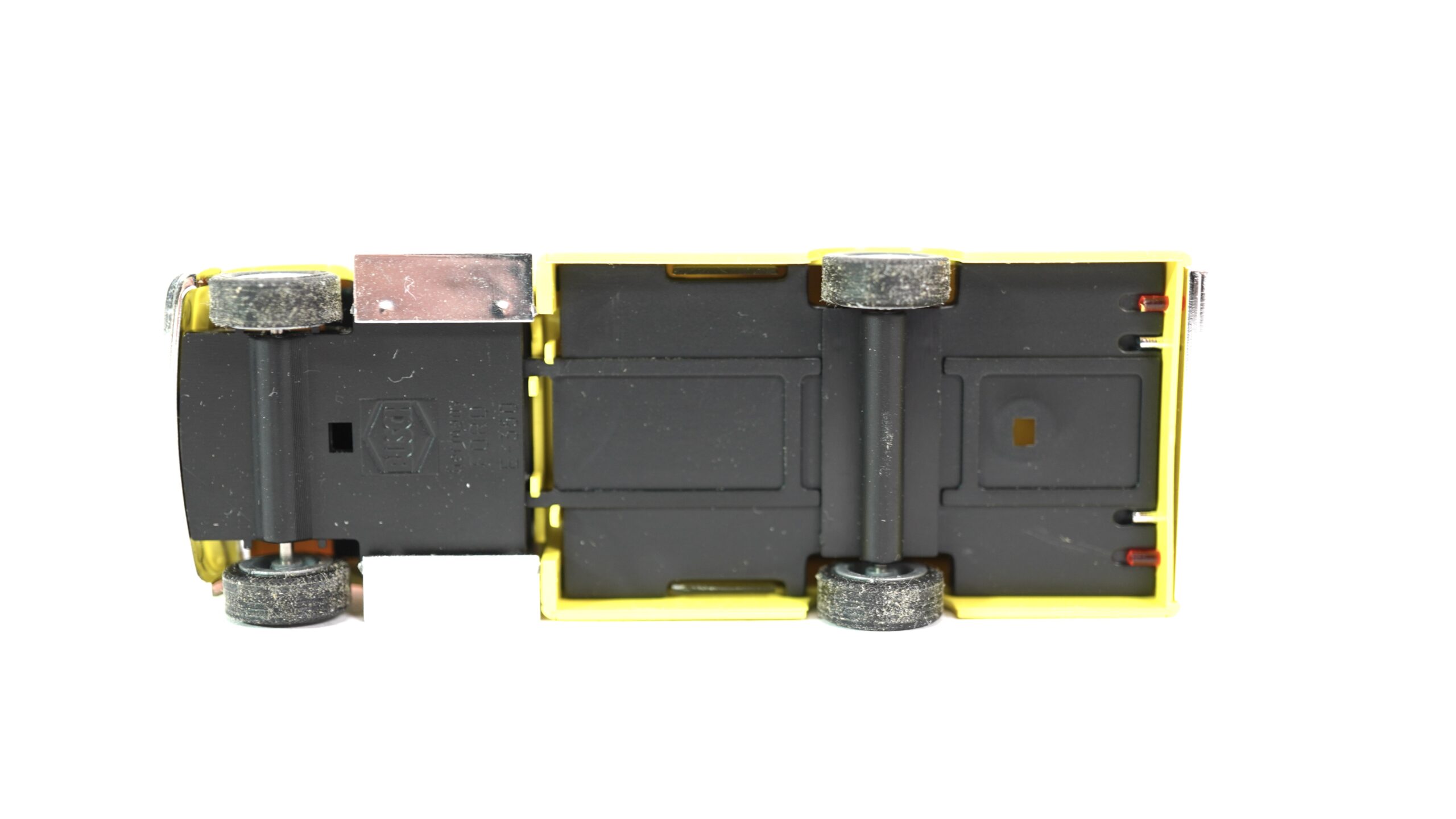 Busch 41828 H0 Ford E-350 Rettungswagen | A0632 7 Busch 41828 H0 Ford E-350 Rettungswagen | A0632 – Bild 7