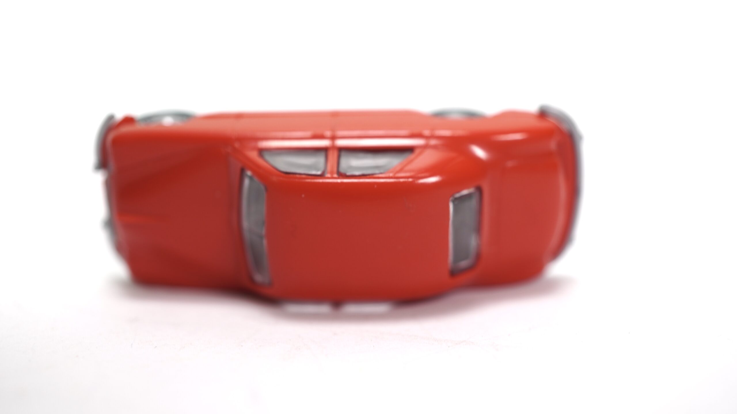 Igra 21142 H0 Škoda 1200 Pewrsonenwagen rot | A0641 5 Igra 21142 H0 Škoda 1200 Pewrsonenwagen rot | A0641 – Bild 5