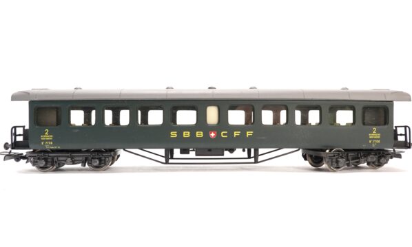 Rivarossi 2914 H0 SBB Personenwagen 2. Klasse 7708 | 0004