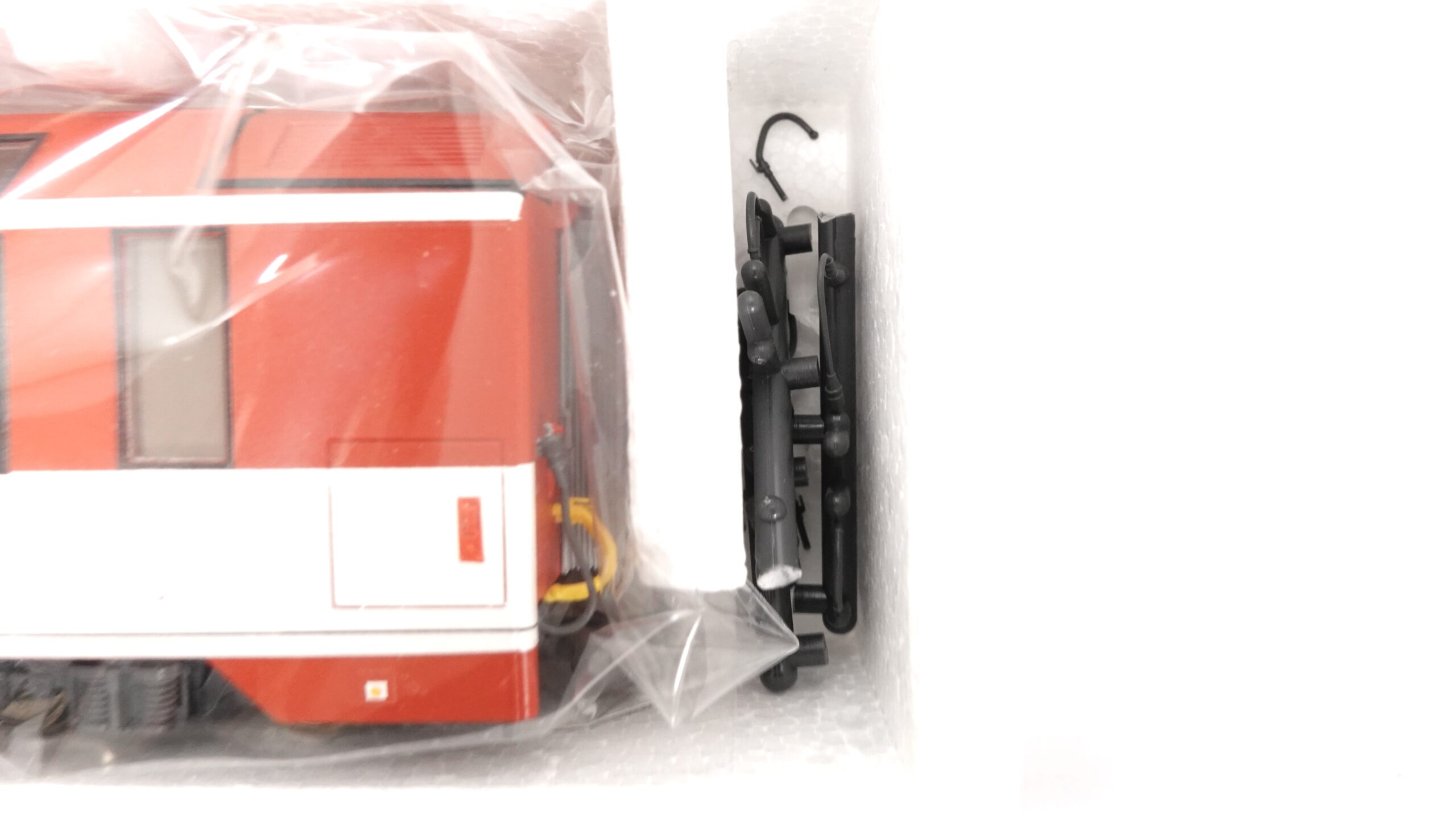 Bemo 3288 205 H0m FO Panoramawagen AS 4025 mit Personen | A0478 14 Bemo 3288 205 H0m FO Panoramawagen AS 4025 mit Personen | A0478 – Bild 14