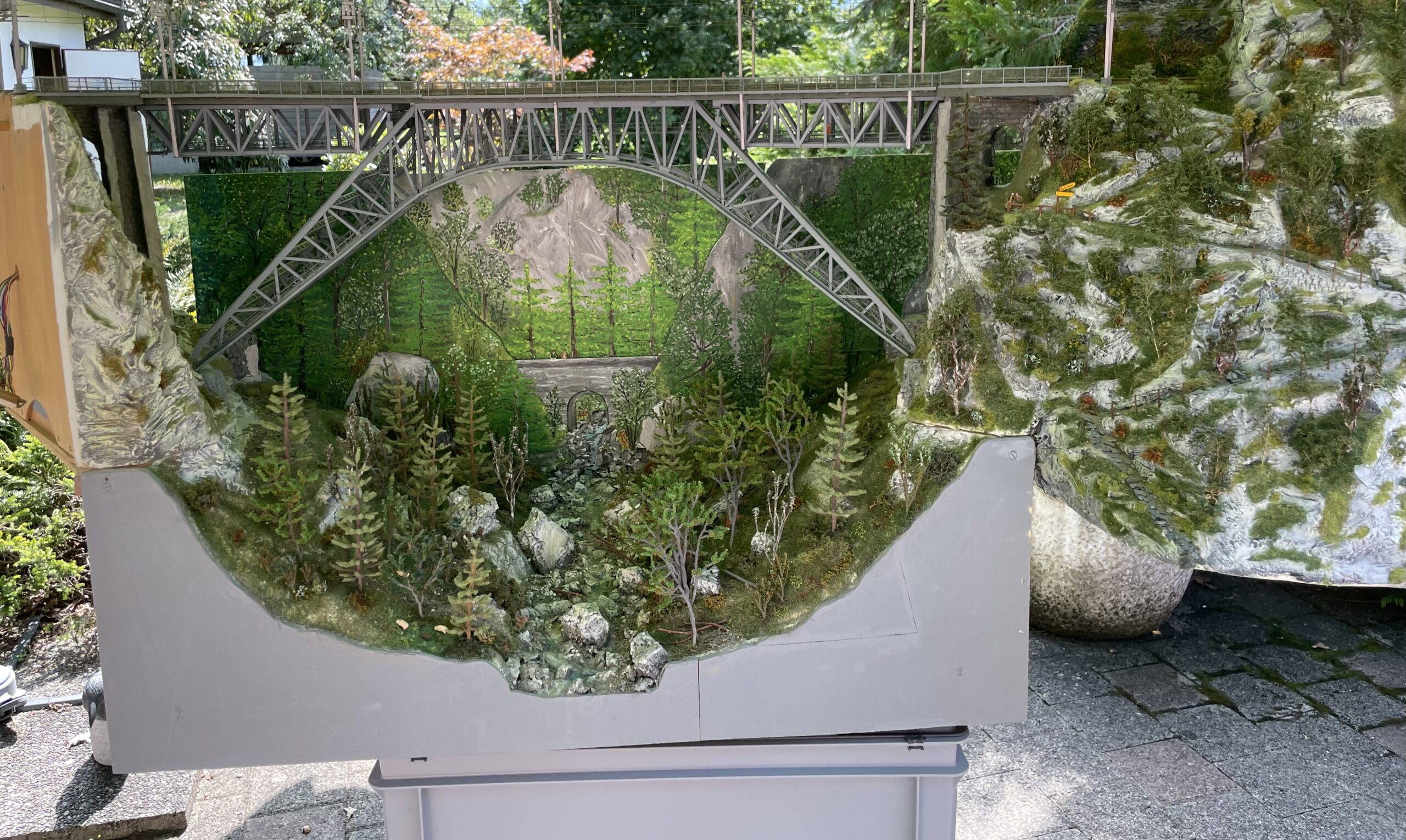 WSM H0 Bietschtalviadukt – Meisterwerk aus Stahl über dem Wallis 12 WMS H0 Bietschtalviadukt – Meisterwerk aus Stahl über dem Wallis